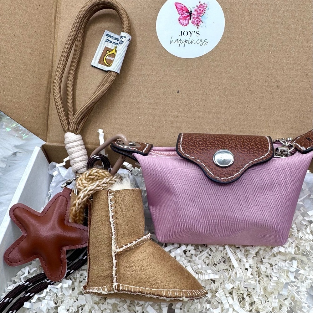 Women's Pink Mini Coin Purse wristlet w/ Cute Boot, Star, Heart Charms